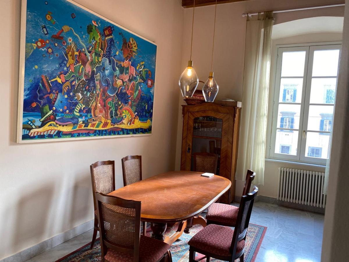 Renovated Apartment With 3 Bedrooms In An Historic Palazzo Between Port And Old Town 利沃诺 外观 照片