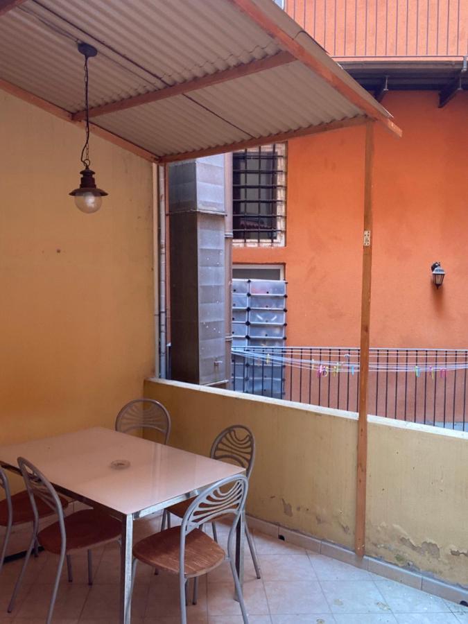 Renovated Apartment With 3 Bedrooms In An Historic Palazzo Between Port And Old Town 利沃诺 外观 照片